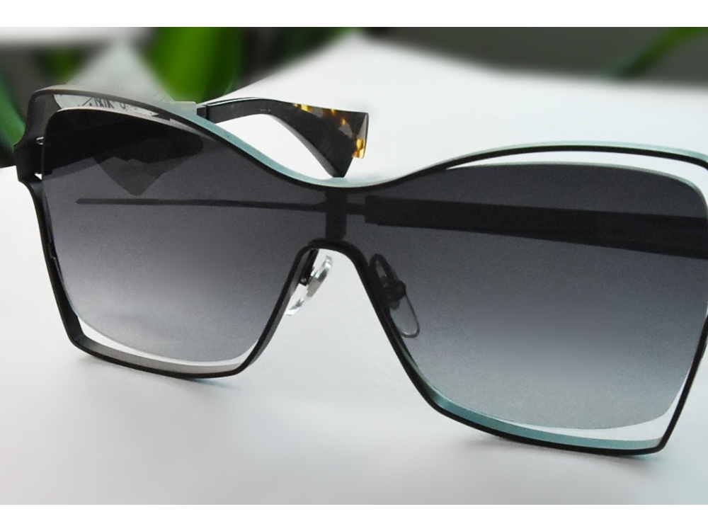 Bending processing on metal eyewear frame